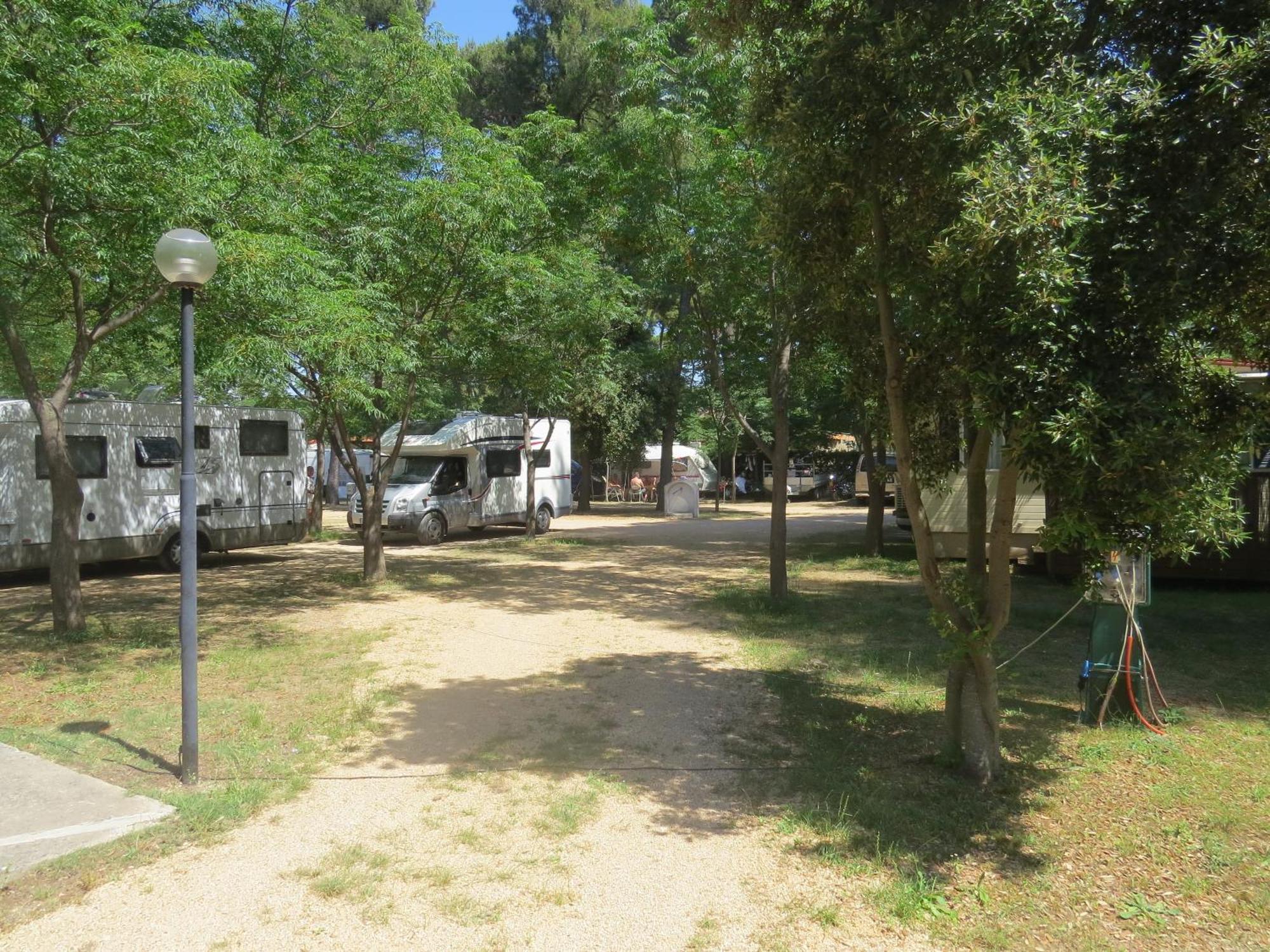 Camping Mia Bungalow & Mobile Home Biograd Na Moru Luaran gambar